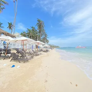 https://beach-front-tgr-hotels-and-resorts.comcaribbean.com