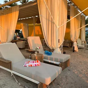 https://casa-rosada-beach-front.comcaribbean.com