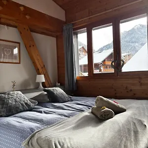 https://central-hostel-chatel.hotels-rhonealpes.com
